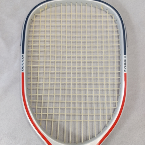 Donnay Graphite Pro Racquetball Racquet, 3-7/8 - Picture 3 of 5